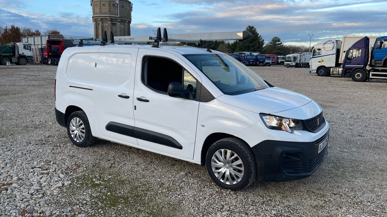 PEUGEOT PARTNER 850 1.5 BLUE HDI 100PS - Små varebil: bilde 1 PEUGEOT PARTNER 850 1.5 BLUE HDI 100PS - Små varebil: bilde 1