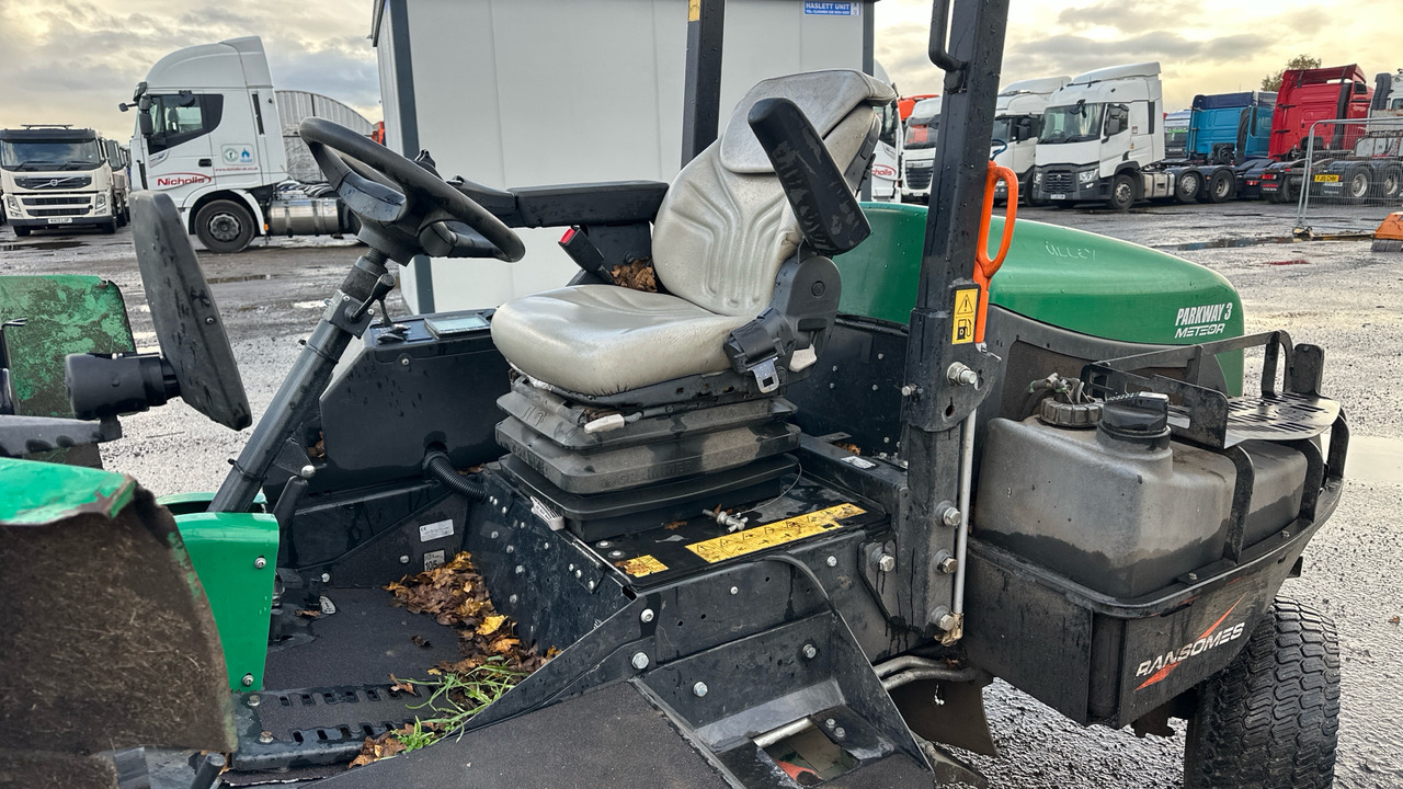 RANSOMES PARKWAY 3 METEOR - Gressklipper: bilde 5 RANSOMES PARKWAY 3 METEOR - Gressklipper: bilde 5