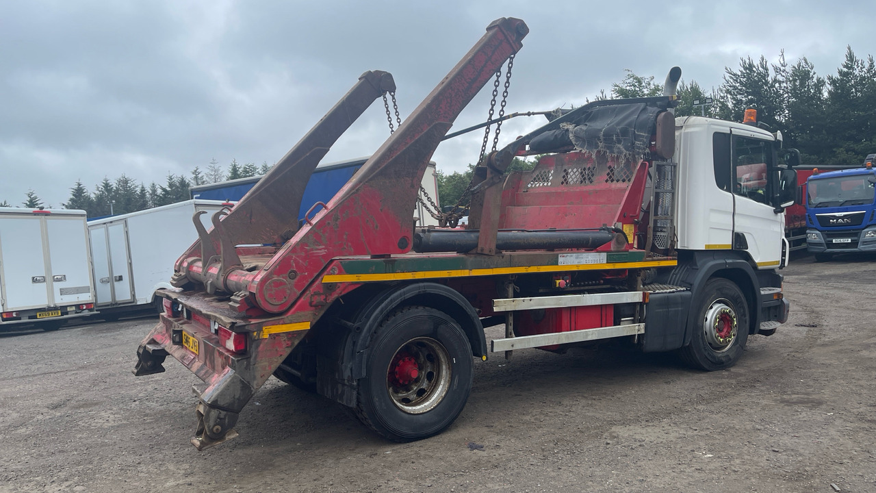 SCANIA P 250 - Liftdumper lastebil: bilde 4 SCANIA P 250 - Liftdumper lastebil: bilde 4