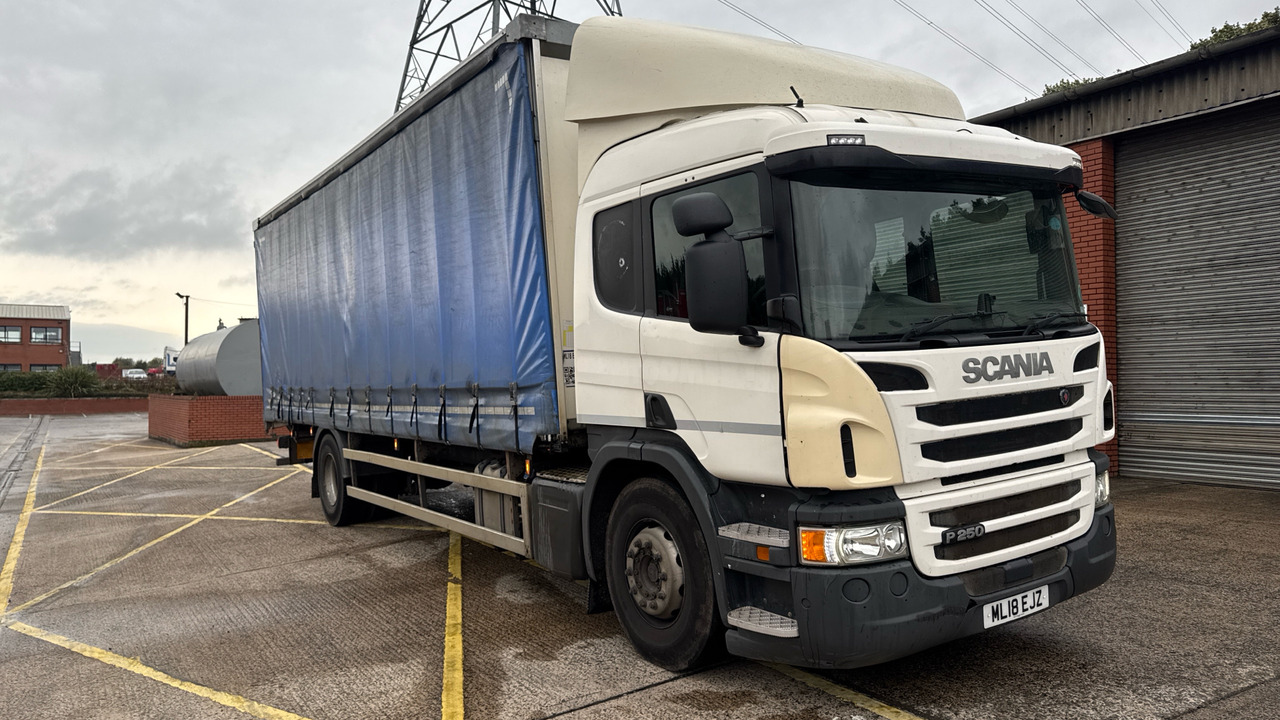 SCANIA P 250 - Kapellbil: bilde 1 SCANIA P 250 - Kapellbil: bilde 1