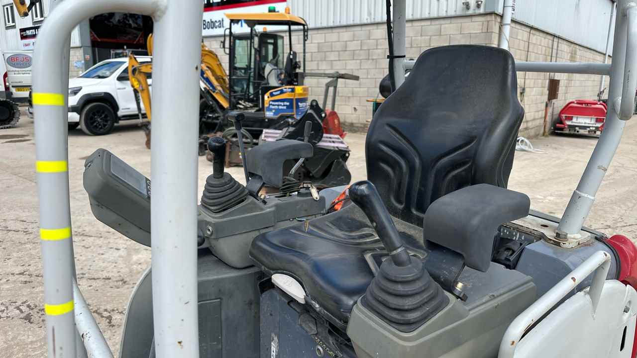 TAKEUCHI TB216 - Minigraver: bilde 5 TAKEUCHI TB216 - Minigraver: bilde 5