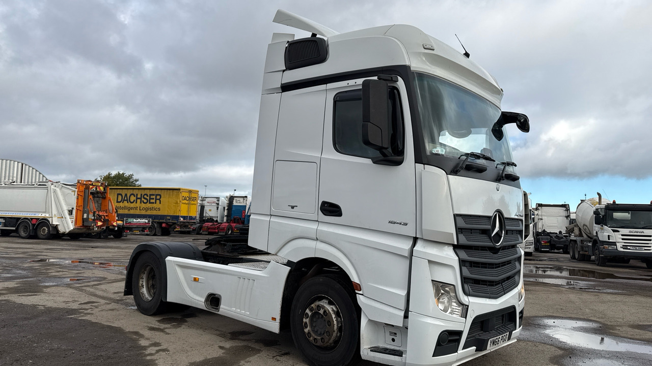 MERCEDES-BENZ ACTROS 1843 - Trekkvogn: bilde 1 MERCEDES-BENZ ACTROS 1843 - Trekkvogn: bilde 1