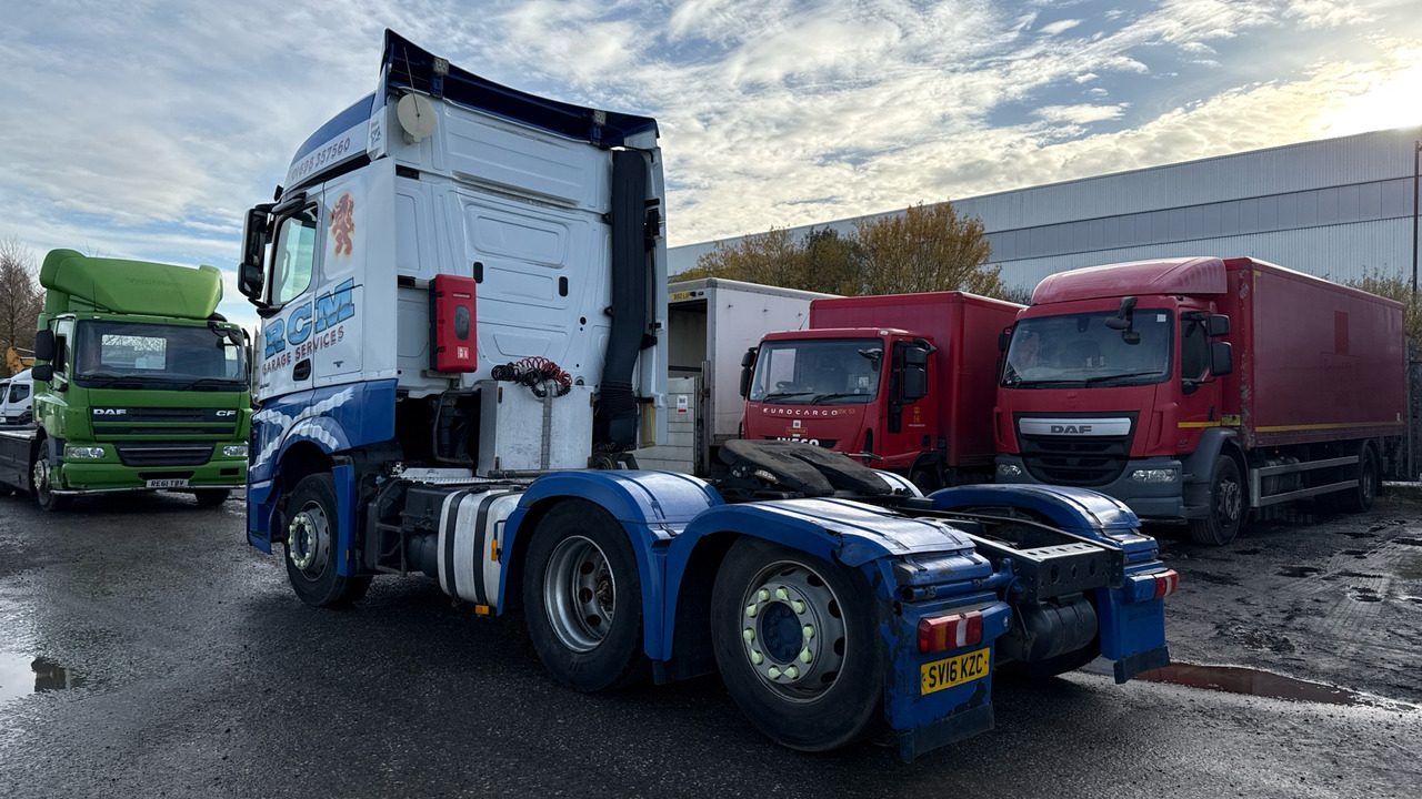 MERCEDES-BENZ ACTROS 2548 - Trekkvogn: bilde 4 MERCEDES-BENZ ACTROS 2548 - Trekkvogn: bilde 4