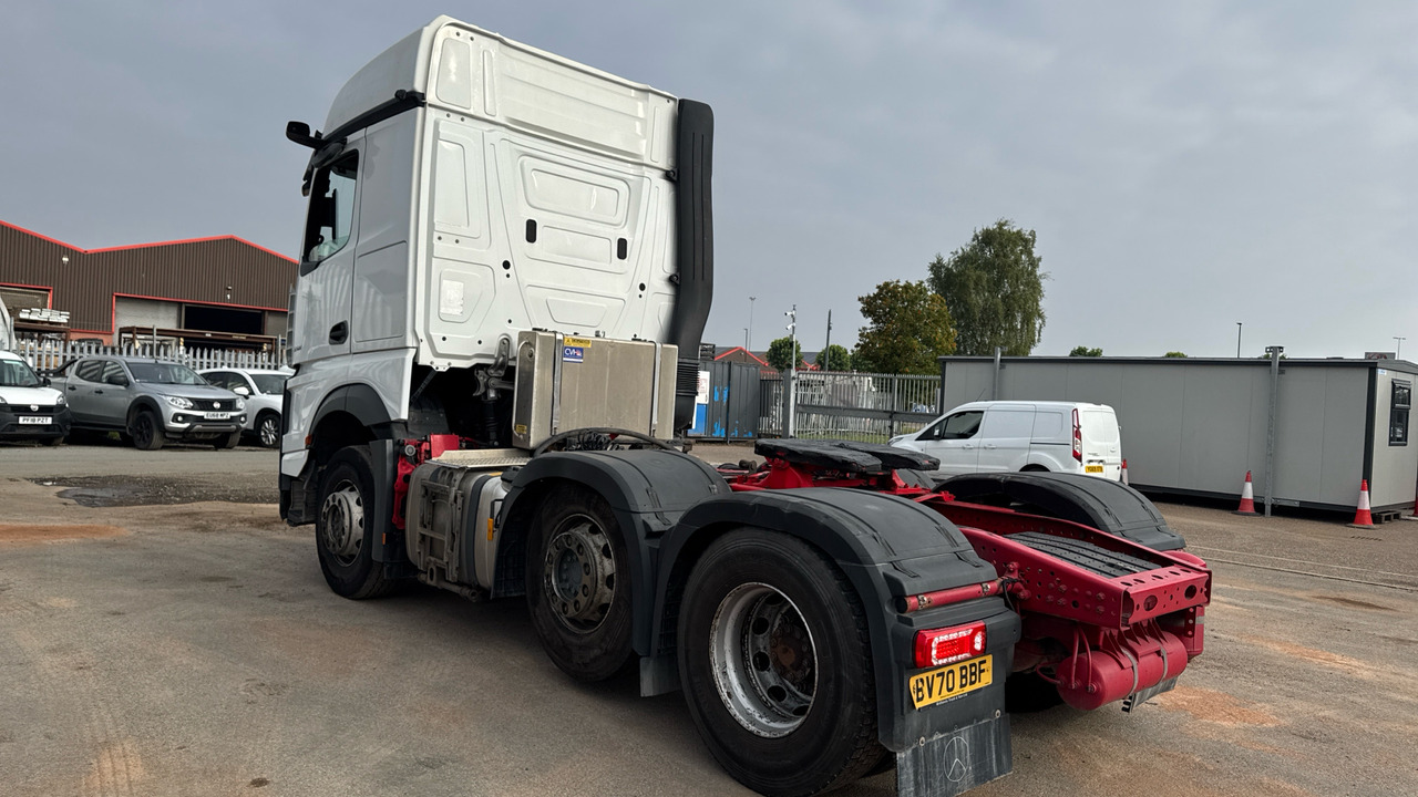 MERCEDES-BENZ ACTROS 2551 - Trekkvogn: bilde 3 MERCEDES-BENZ ACTROS 2551 - Trekkvogn: bilde 3