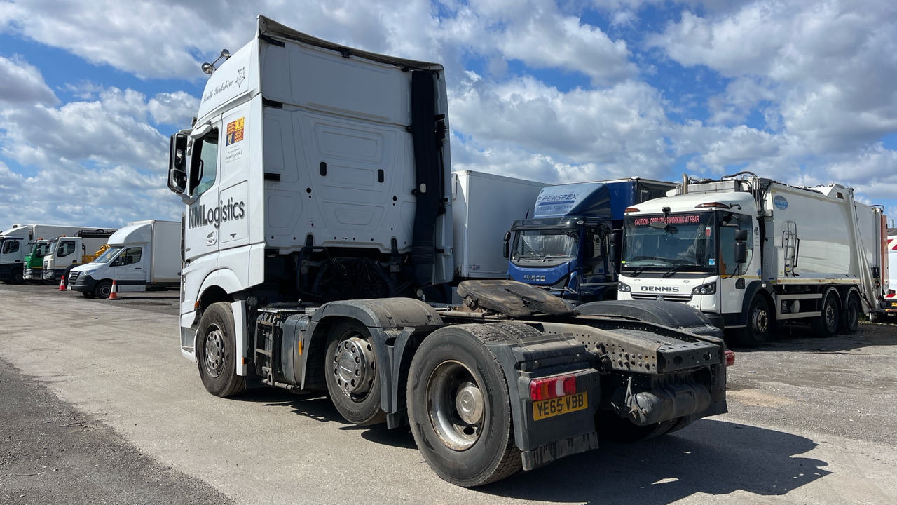 MERCEDES-BENZ ACTROS 2551 - Trekkvogn: bilde 3 MERCEDES-BENZ ACTROS 2551 - Trekkvogn: bilde 3