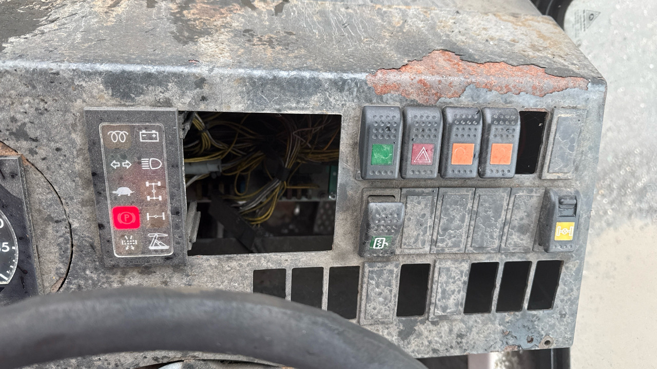 Trekkvogn TERBERG YT180: bilde 13 Trekkvogn TERBERG YT180: bilde 13