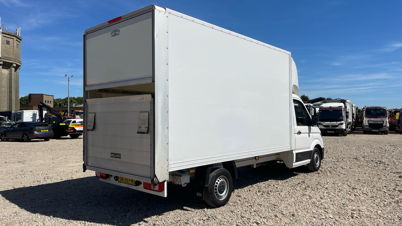 VOLKSWAGEN CRAFTER CR35 2.0 TDI 140PS - Varebil med skap: bilde 4 VOLKSWAGEN CRAFTER CR35 2.0 TDI 140PS - Varebil med skap: bilde 4