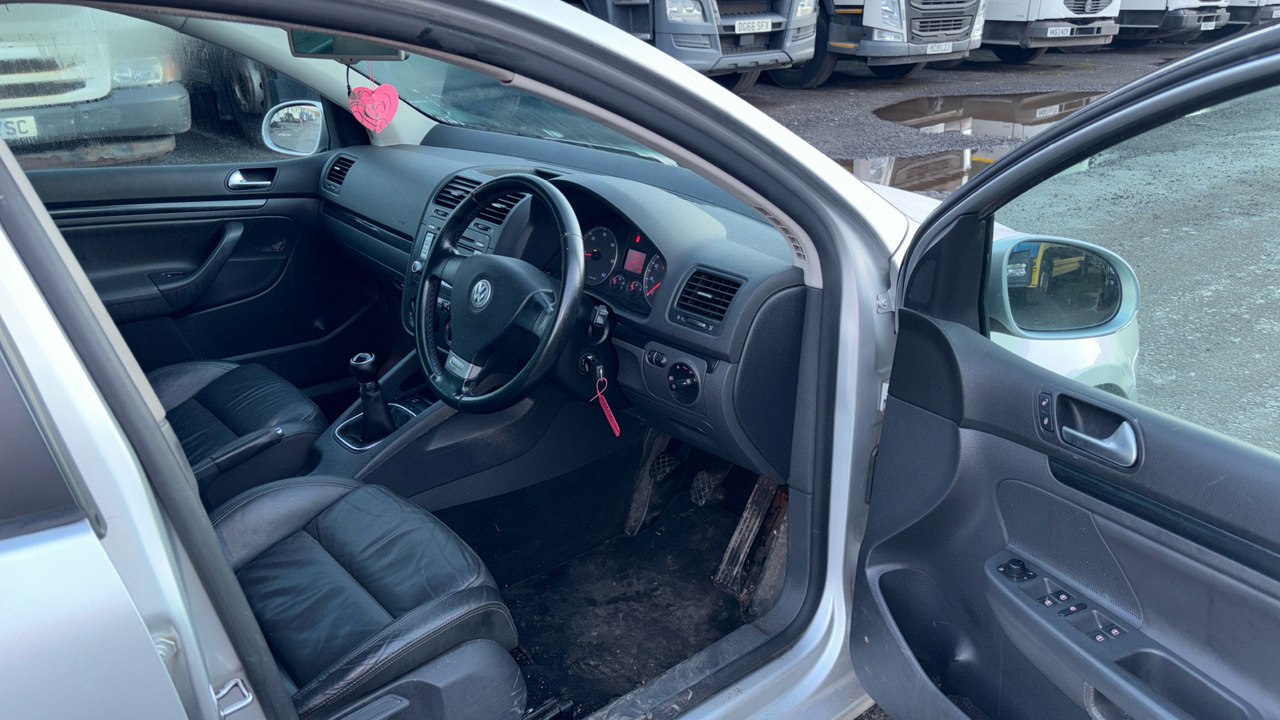 VOLKSWAGEN GOLF 2.0 GT Sport TDI 170 DPF - Hatchback: bilde 5 VOLKSWAGEN GOLF 2.0 GT Sport TDI 170 DPF - Hatchback: bilde 5