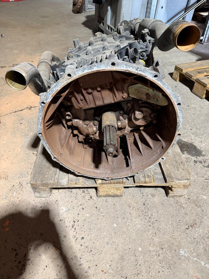 MAN Getriebe ZF ASTRONIC 12 AS 2331 TD Intarder3 ohneSteuergerät - Girkasse for Lastebil: bilde 1 MAN Getriebe ZF ASTRONIC 12 AS 2331 TD Intarder3 ohneSteuergerät - Girkasse for Lastebil: bilde 1