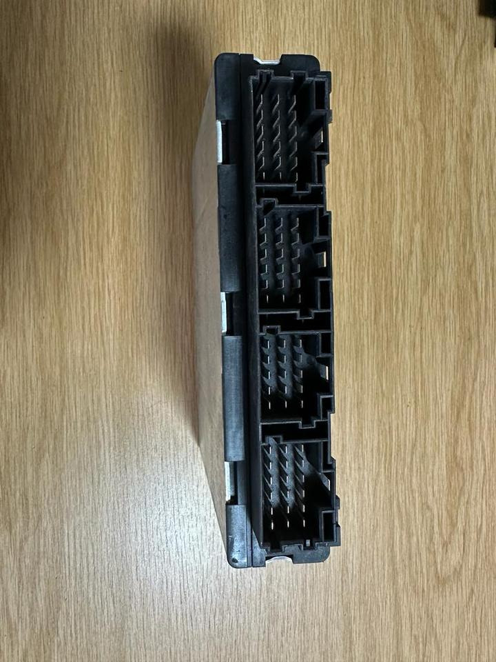 MAN SIEMENS VDO ELEKTRONIK FFR Steuergerät 81.25805.7047 - Styreenhet for Lastebil: bilde 3 MAN SIEMENS VDO ELEKTRONIK FFR Steuergerät 81.25805.7047 - Styreenhet for Lastebil: bilde 3