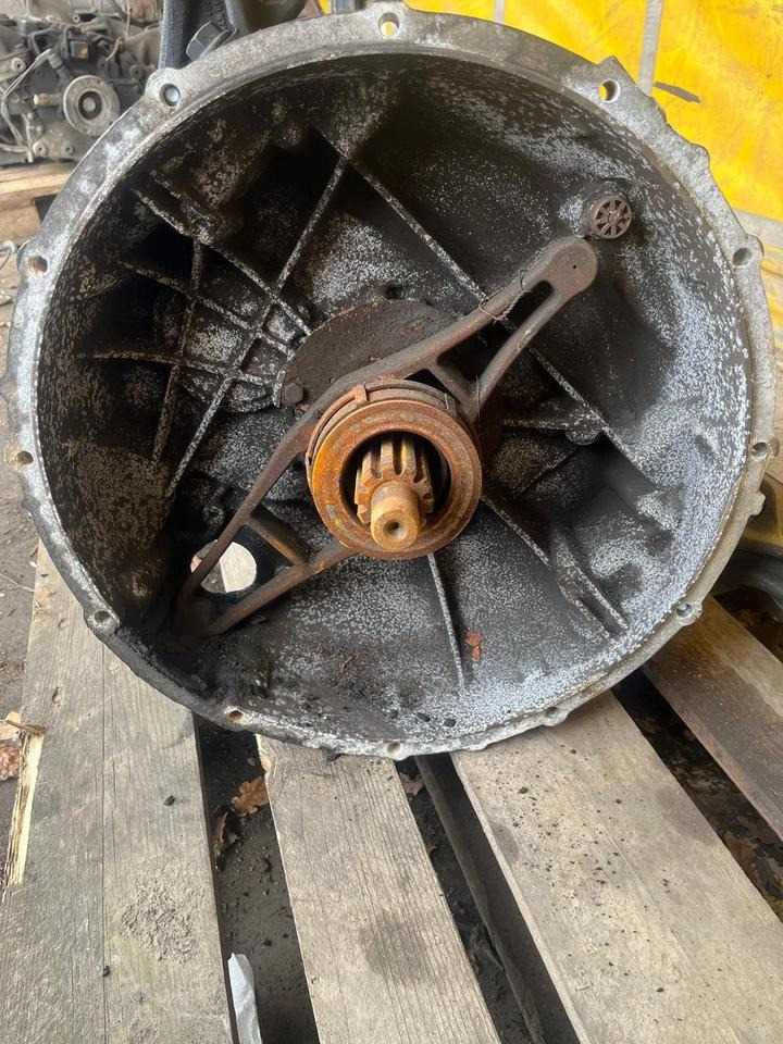 MAN TGL Schaltgetriebe 6 S 800 TO 81.32004-6180 - Transmisjon for Lastebil: bilde 1 MAN TGL Schaltgetriebe 6 S 800 TO 81.32004-6180 - Transmisjon for Lastebil: bilde 1