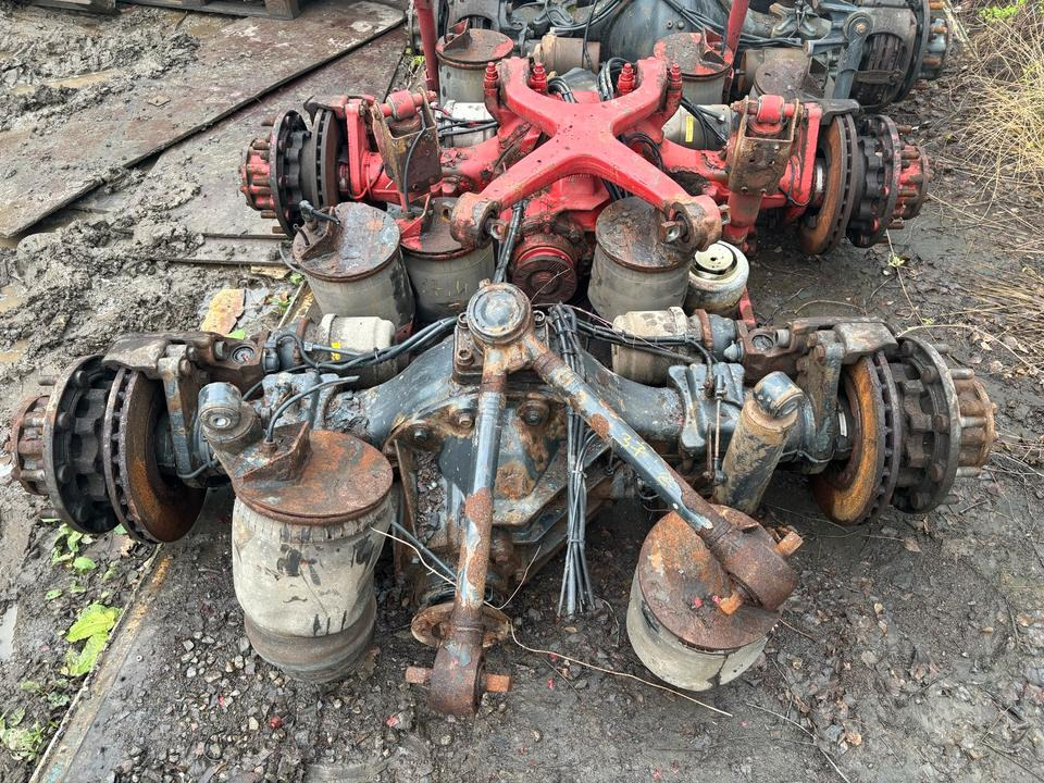 MAN TGX Hinterachse 37:8 / 81.35010.6251 18-Tonner - Bakaksel for Lastebil: bilde 1 MAN TGX Hinterachse 37:8 / 81.35010.6251 18-Tonner - Bakaksel for Lastebil: bilde 1