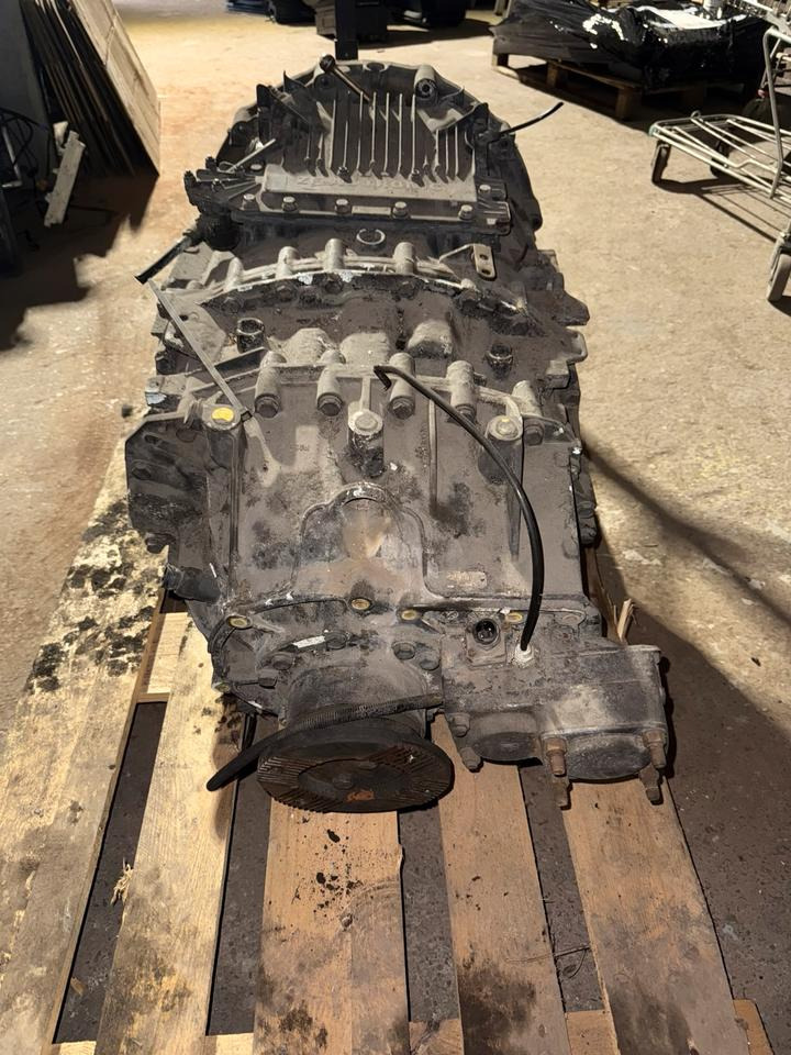 MAN ZF ASTRONIC 12 AS 2130 TD Getriebe + Nebenantrieb - Girkasse for Lastebil: bilde 4 MAN ZF ASTRONIC 12 AS 2130 TD Getriebe + Nebenantrieb - Girkasse for Lastebil: bilde 4