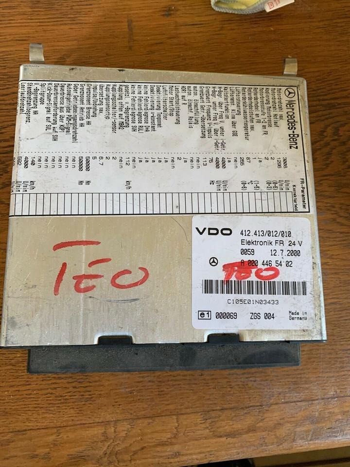 Mercedes Atego Elektronik FR Steuergerät A 000 446 54 02 - Styreenhet for Lastebil: bilde 1 Mercedes Atego Elektronik FR Steuergerät A 000 446 54 02 - Styreenhet for Lastebil: bilde 1