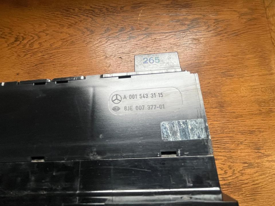 Mercedes Atego Sicherungskasten (Zentralelektrik) A0015433115 - Sikring for Lastebil: bilde 2 Mercedes Atego Sicherungskasten (Zentralelektrik) A0015433115 - Sikring for Lastebil: bilde 2