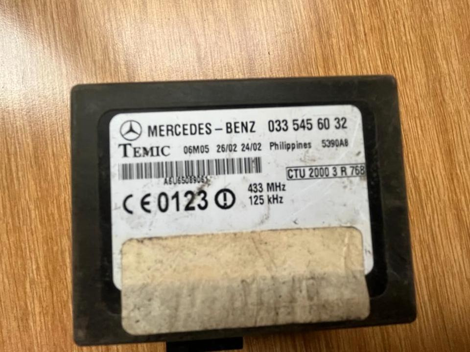 Mercedes Benz Vito W638 Wegfahrsperre Modul 0335456032 - Styreenhet for Lastebil: bilde 2 Mercedes Benz Vito W638 Wegfahrsperre Modul 0335456032 - Styreenhet for Lastebil: bilde 2