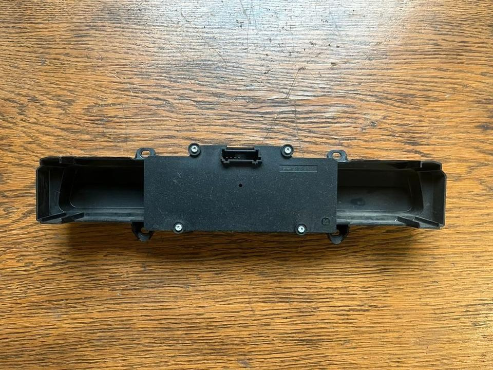 Mercedes Sprinter Warnblinkanlage Schalter A9065450107 - Elektrisk system for Lastebil: bilde 4 Mercedes Sprinter Warnblinkanlage Schalter A9065450107 - Elektrisk system for Lastebil: bilde 4