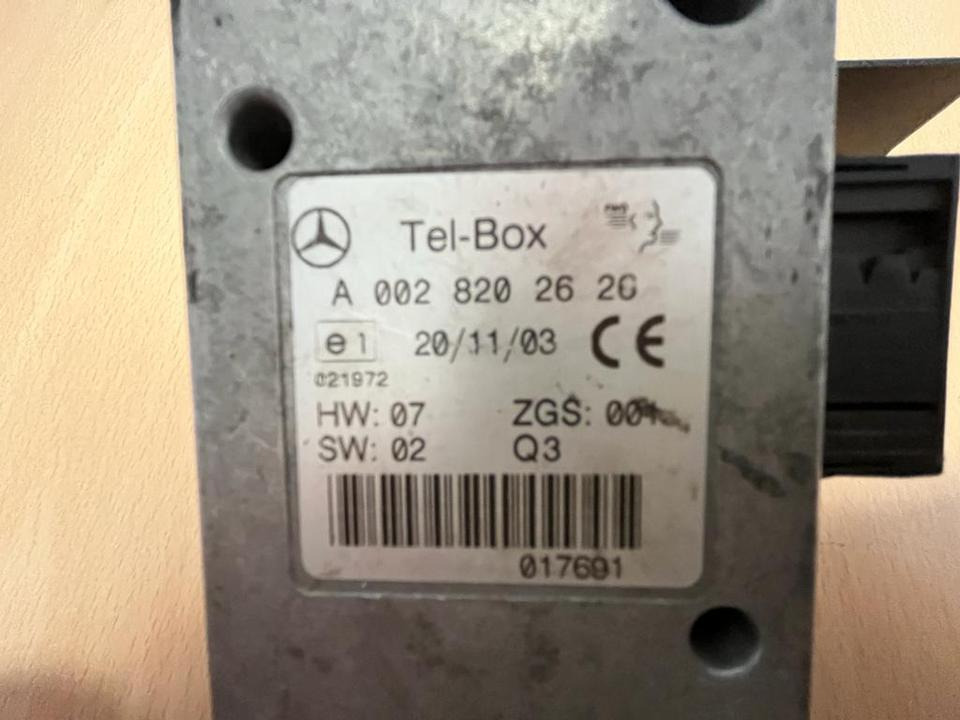 Mercedes Tel-Box Steuergerät Telefon A 002 820 26 26 - Styreenhet for Lastebil: bilde 2 Mercedes Tel-Box Steuergerät Telefon A 002 820 26 26 - Styreenhet for Lastebil: bilde 2