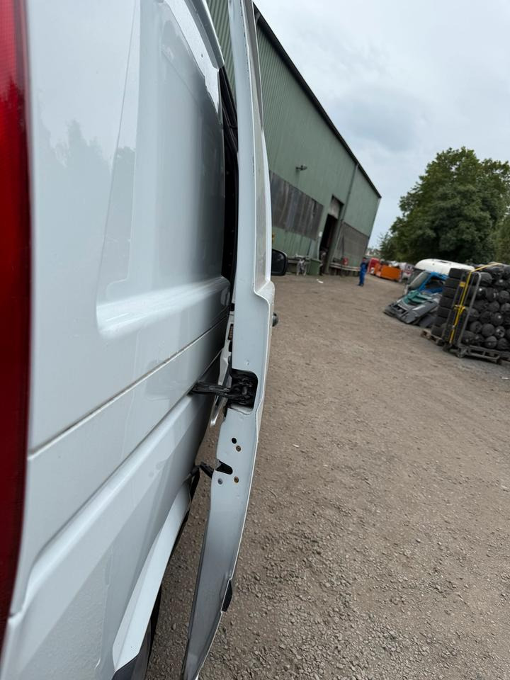 Mercedes VITO Seitentür Schiebetür BJ 2012 - Dør og deler for Varebil: bilde 5 Mercedes VITO Seitentür Schiebetür BJ 2012 - Dør og deler for Varebil: bilde 5