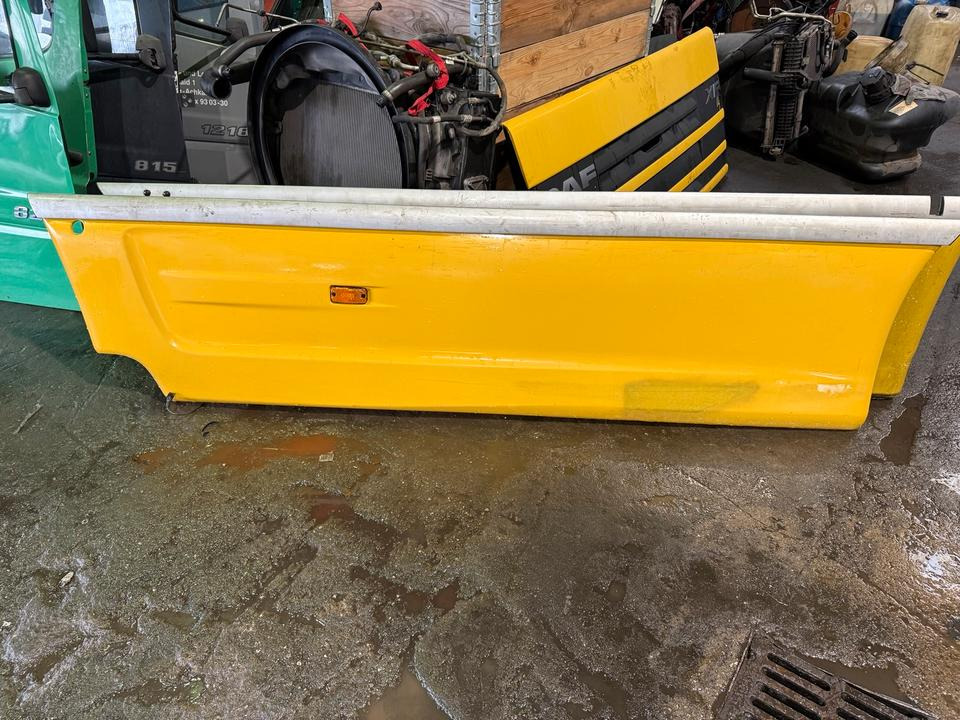 DAF XF 105.460 Seitenspoiler Links & Rechts - Reservedeler: bilde 1 DAF XF 105.460 Seitenspoiler Links & Rechts - Reservedeler: bilde 1