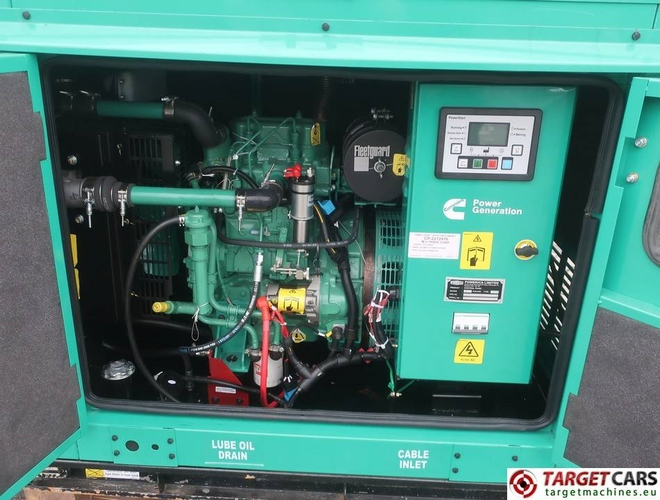 Cummins C15D5P Diesel 15KVA Generator 415V/230V Stamford - Elektrisk generator: bilde 5 Cummins C15D5P Diesel 15KVA Generator 415V/230V Stamford - Elektrisk generator: bilde 5