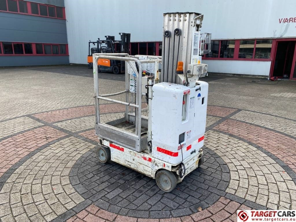 Genie GR-20 RunAbout Electric Vertical Mast Lift 802cm - Mastlift: bilde 4 Genie GR-20 RunAbout Electric Vertical Mast Lift 802cm - Mastlift: bilde 4