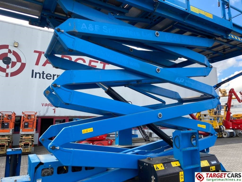 Leie Genie GS-4390 RT LPG 4x4 Scissor Work Lift 1511cm  Genie GS-4390 RT LPG 4x4 Scissor Work Lift 1511cm: bilde 29