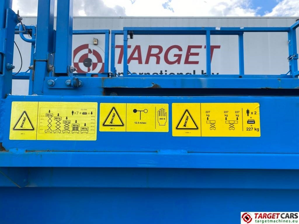 Leie Genie GS-4390 RT LPG 4x4 Scissor Work Lift 1511cm  Genie GS-4390 RT LPG 4x4 Scissor Work Lift 1511cm: bilde 26