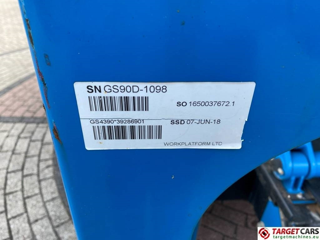 Leie Genie GS-4390 RT LPG 4x4 Scissor Work Lift 1511cm  Genie GS-4390 RT LPG 4x4 Scissor Work Lift 1511cm: bilde 41