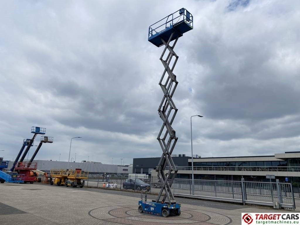Sakselift Genie GS4047 Electric 4047 Scissor Work Lift 1389cm: bilde 7
