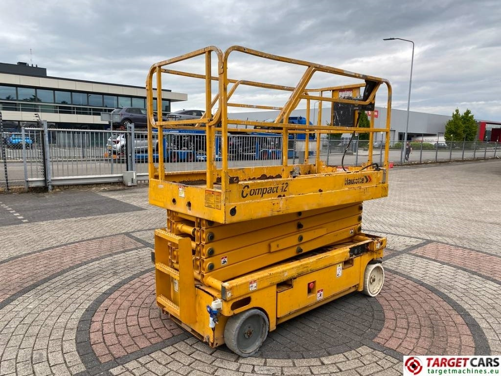 Haulotte Compact 12 Electric Scissor Work Lift 1200cm - Sakselift: bilde 3 Haulotte Compact 12 Electric Scissor Work Lift 1200cm - Sakselift: bilde 3