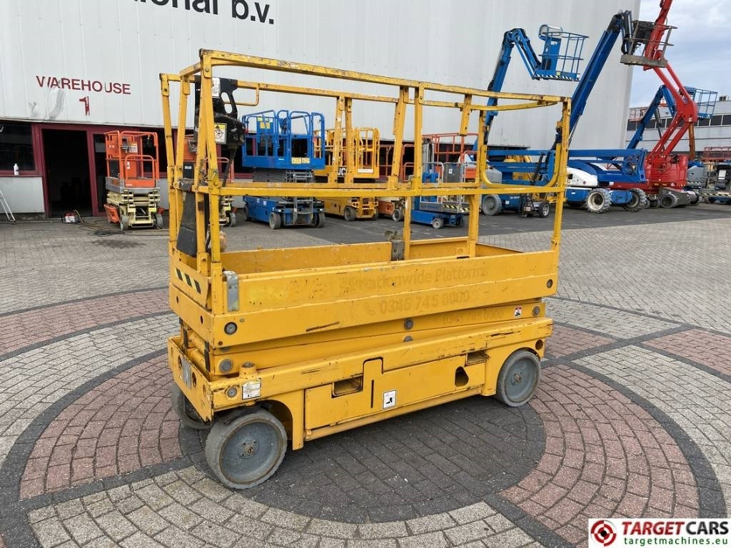 Haulotte Compact 8 Electric Scissor Work Lift 818cm - Sakselift: bilde 1 Haulotte Compact 8 Electric Scissor Work Lift 818cm - Sakselift: bilde 1