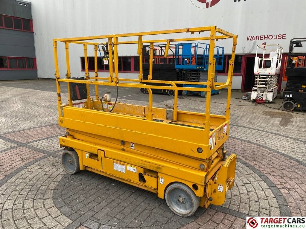 Haulotte Compact 8 Electric Scissor Work Lift 818cm - Sakselift: bilde 4 Haulotte Compact 8 Electric Scissor Work Lift 818cm - Sakselift: bilde 4