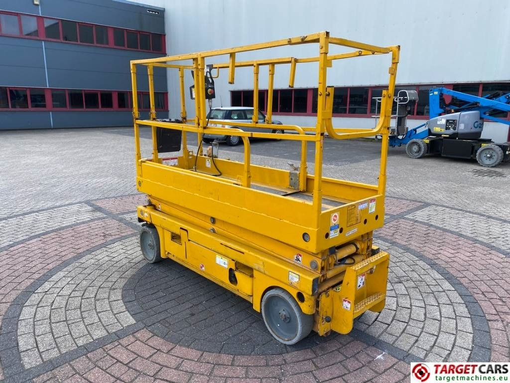 Haulotte Compact 8 Electric Scissor Work Lift 818cm - Sakselift: bilde 4 Haulotte Compact 8 Electric Scissor Work Lift 818cm - Sakselift: bilde 4