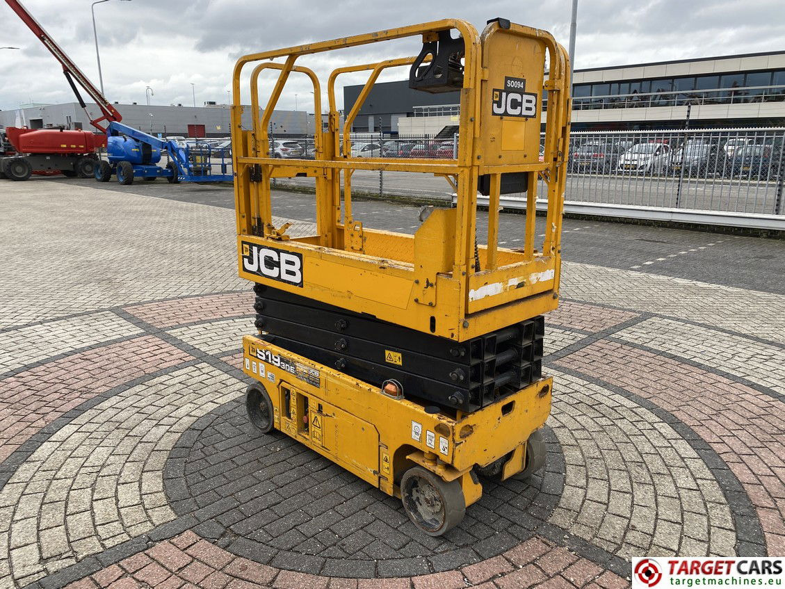 JCB S1930E ELECTRIC SCISSOR WORK LIFT 780CM 2019 130HRS 2536813 - Sakselift: bilde 2 JCB S1930E ELECTRIC SCISSOR WORK LIFT 780CM 2019 130HRS 2536813 - Sakselift: bilde 2