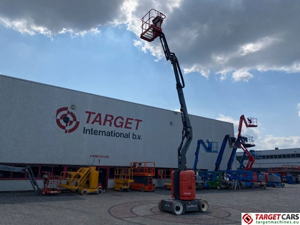 SkyJack SJ30 ARJE Articulated Electric Boom Work Lift 11M - Bomlift: bilde 5 SkyJack SJ30 ARJE Articulated Electric Boom Work Lift 11M - Bomlift: bilde 5