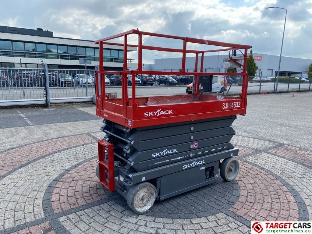 SkyJack SJ4632 Electric 4632 Scissor Work Lift 1170cm - Sakselift: bilde 3 SkyJack SJ4632 Electric 4632 Scissor Work Lift 1170cm - Sakselift: bilde 3