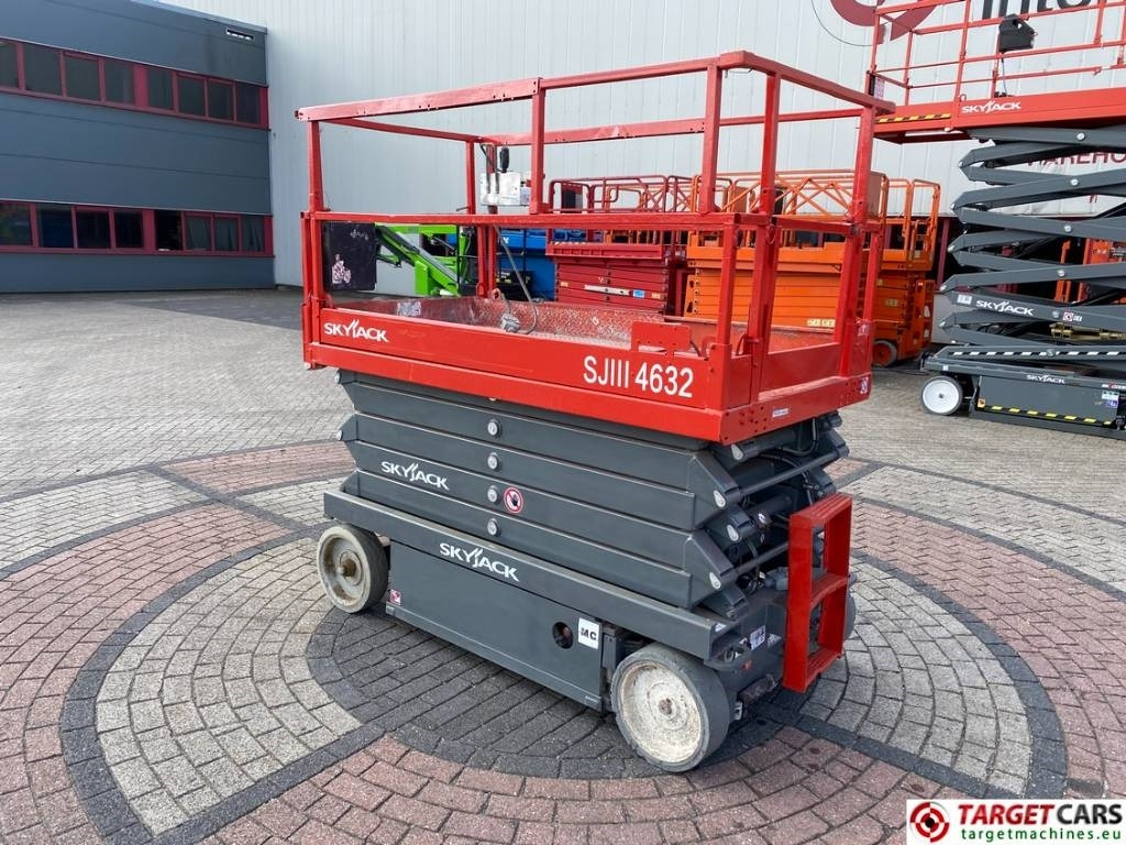 SkyJack SJ4632 Electric 4632 Scissor Work Lift 1170cm - Sakselift: bilde 4 SkyJack SJ4632 Electric 4632 Scissor Work Lift 1170cm - Sakselift: bilde 4