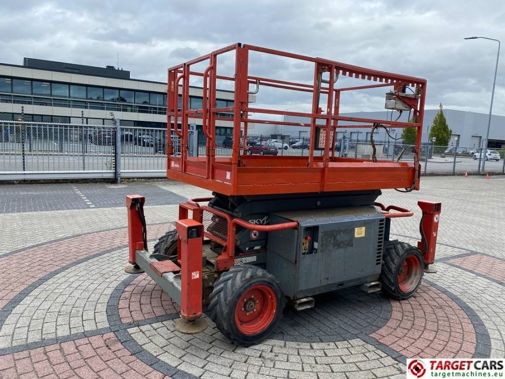 SkyJack SJ6832RT Diesel 4x4 Scissor 6832 Work Lift 1180cm - Sakselift: bilde 3 SkyJack SJ6832RT Diesel 4x4 Scissor 6832 Work Lift 1180cm - Sakselift: bilde 3