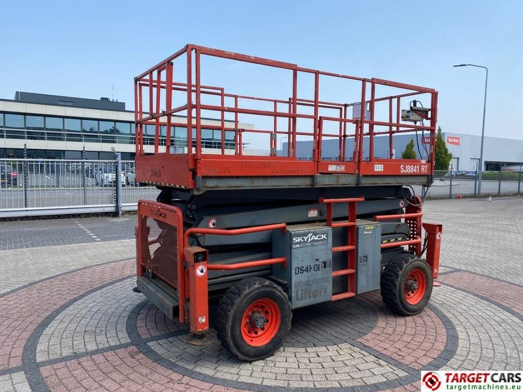 SkyJack SJ8841 RT Diesel 4x4 Scissor Work Lift 1430cm - Sakselift: bilde 3 SkyJack SJ8841 RT Diesel 4x4 Scissor Work Lift 1430cm - Sakselift: bilde 3