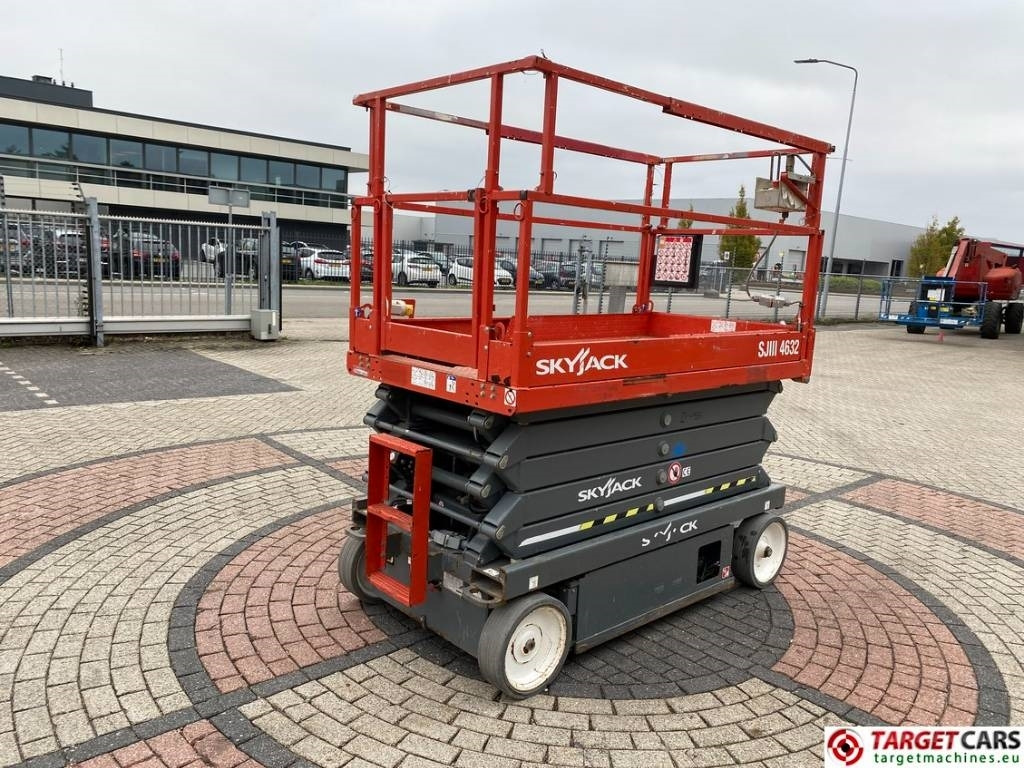 SkyJack SJIII-4632 Electric 4632 Scissor Work Lift 1170cm - Sakselift: bilde 3 SkyJack SJIII-4632 Electric 4632 Scissor Work Lift 1170cm - Sakselift: bilde 3