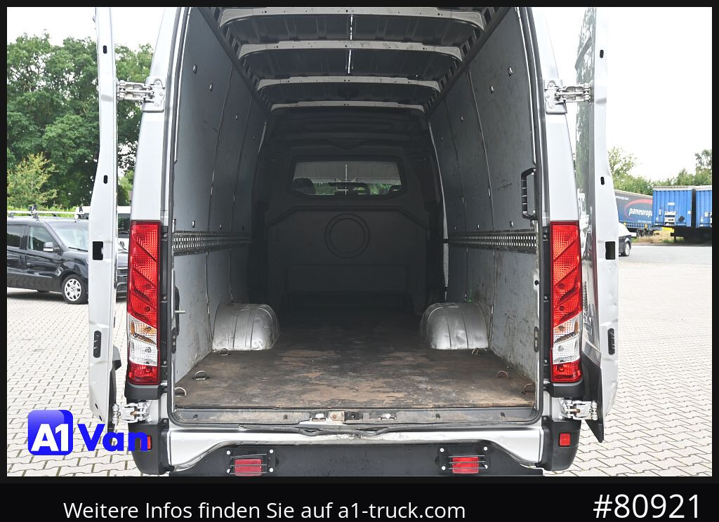 IVECO Daily 70C18 A8V Kasten, Mixto, AHK, Klima - Kassebil: bilde 2 IVECO Daily 70C18 A8V Kasten, Mixto, AHK, Klima - Kassebil: bilde 2
