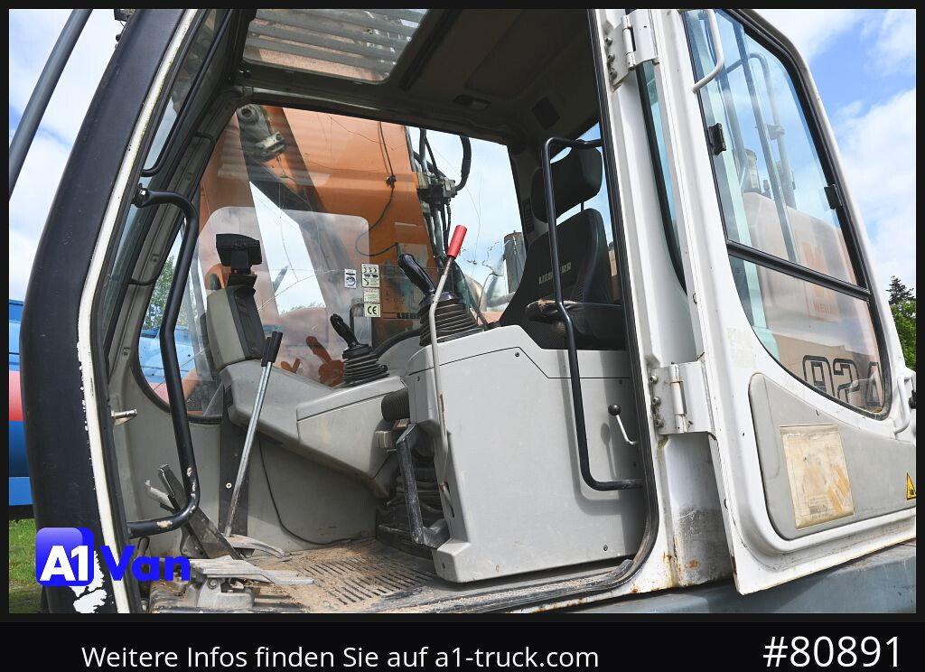 Beltegraver LIEBHERR 924 Compact, Kettenbagger: bilde 12