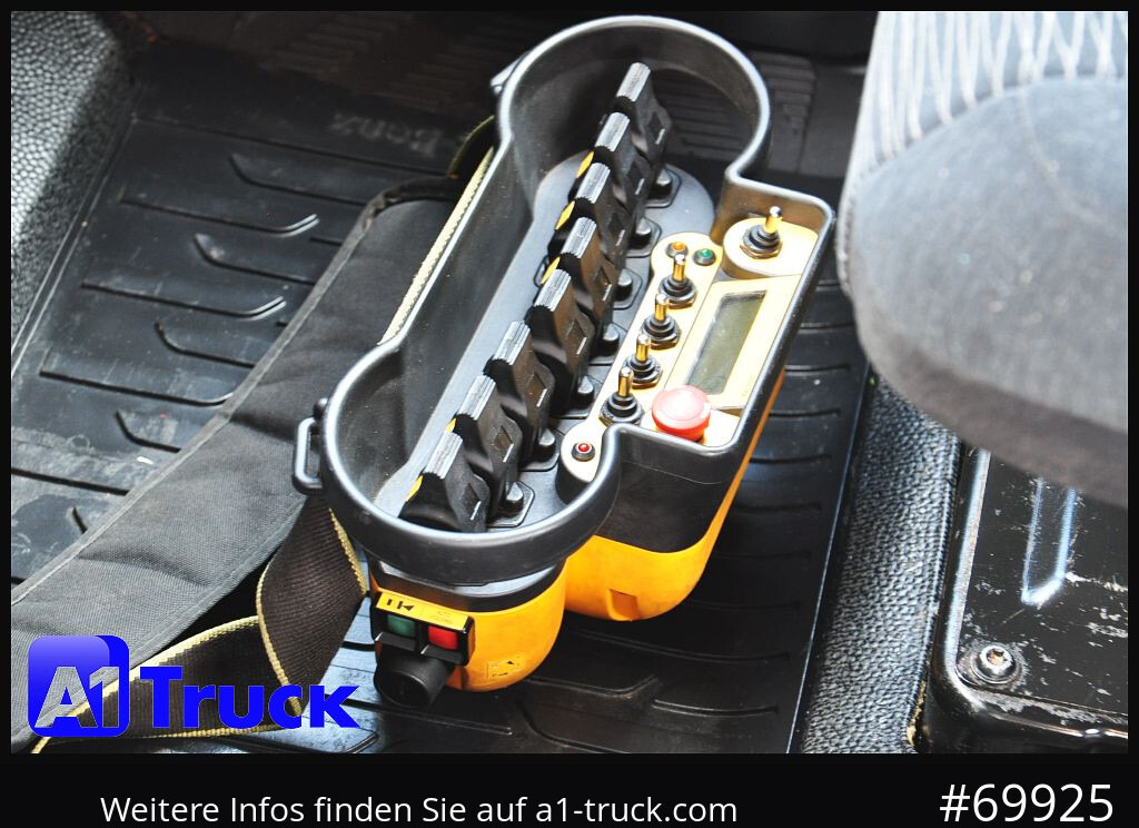 MERCEDES-BENZ Arocs 1840, Kipper + Kran,Funk Navi, - Kranbil, Tippbil: bilde 3 MERCEDES-BENZ Arocs 1840, Kipper + Kran,Funk Navi, - Kranbil, Tippbil: bilde 3