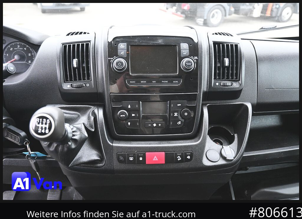 Interior photo 1: Varebil med tipp PEUGEOT Boxer Doka Kipper, AHK, Klima, Standheizung
