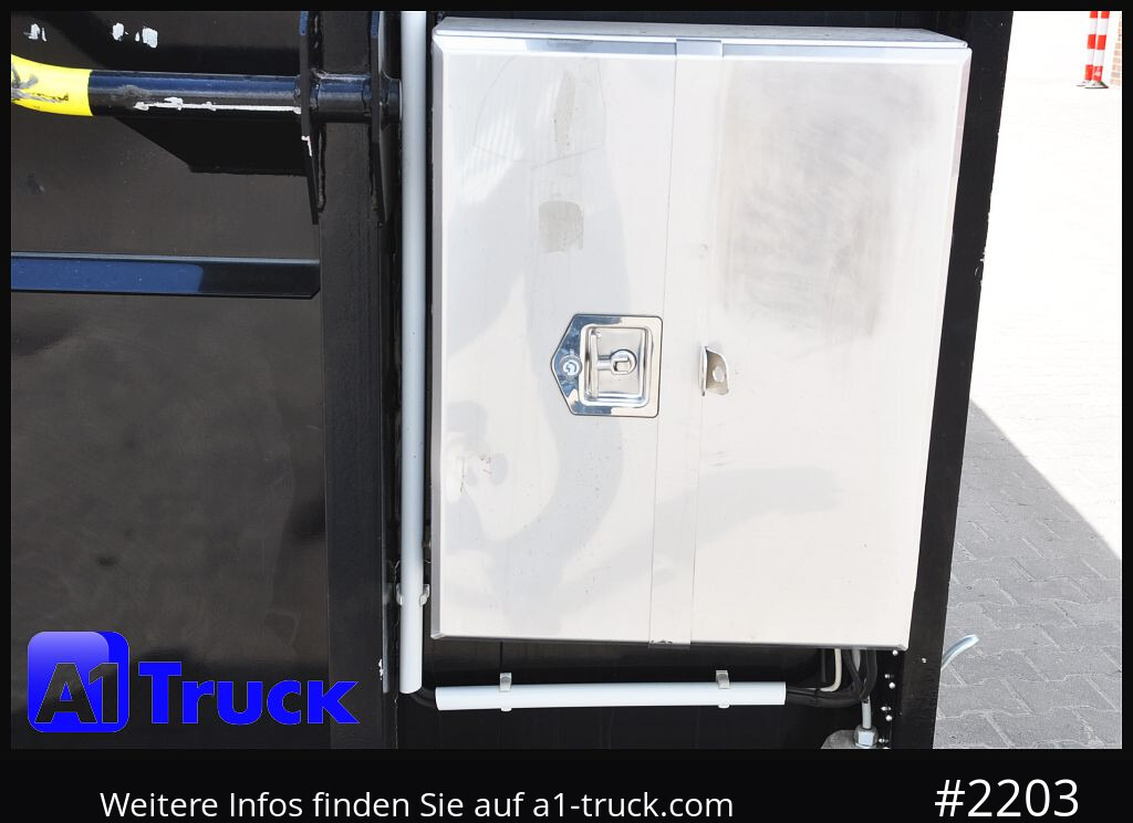 SCHROEDER,WIESMOOR Abrollcontainer, Getränkeaufbau Wingliner, mehrmals vorhanden - Krokcontainer: bilde 2 SCHROEDER,WIESMOOR Abrollcontainer, Getränkeaufbau Wingliner, mehrmals vorhanden - Krokcontainer: bilde 2