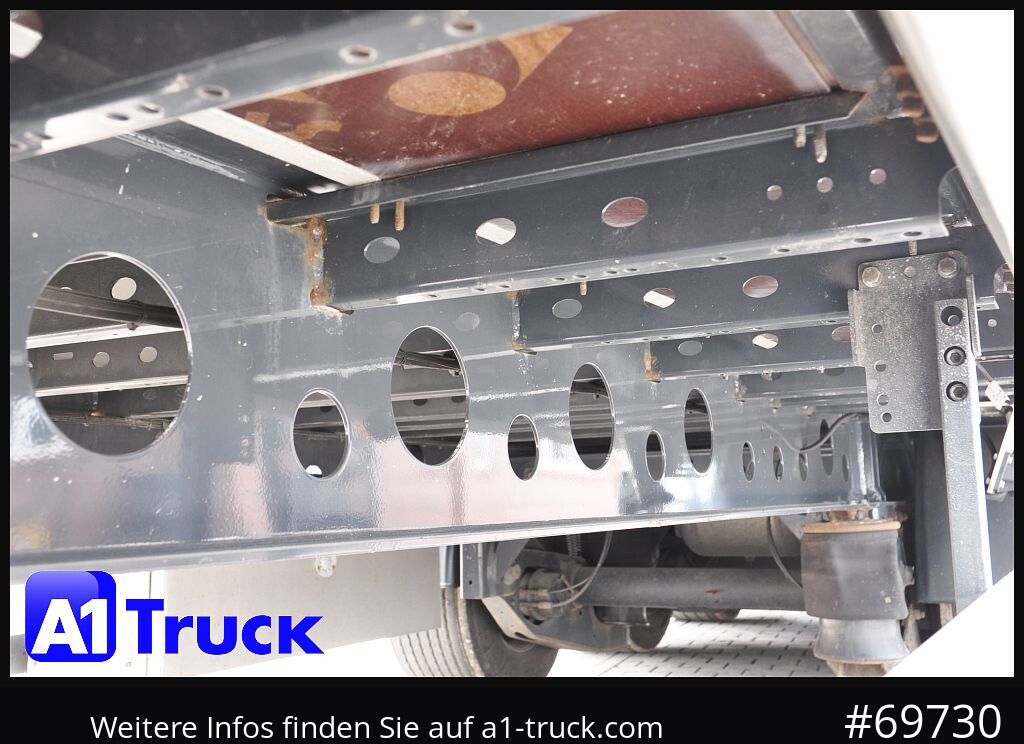 SCHWARZMUELLER Mega Lenkachse Alu, Lift, Code XL - Gardintrailer: bilde 3 SCHWARZMUELLER Mega Lenkachse Alu, Lift, Code XL - Gardintrailer: bilde 3