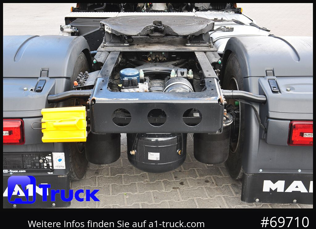 MAN TGX 18,480 BLS Intarder Standklima, Soundsysem - Trekkvogn: bilde 3 MAN TGX 18,480 BLS Intarder Standklima, Soundsysem - Trekkvogn: bilde 3
