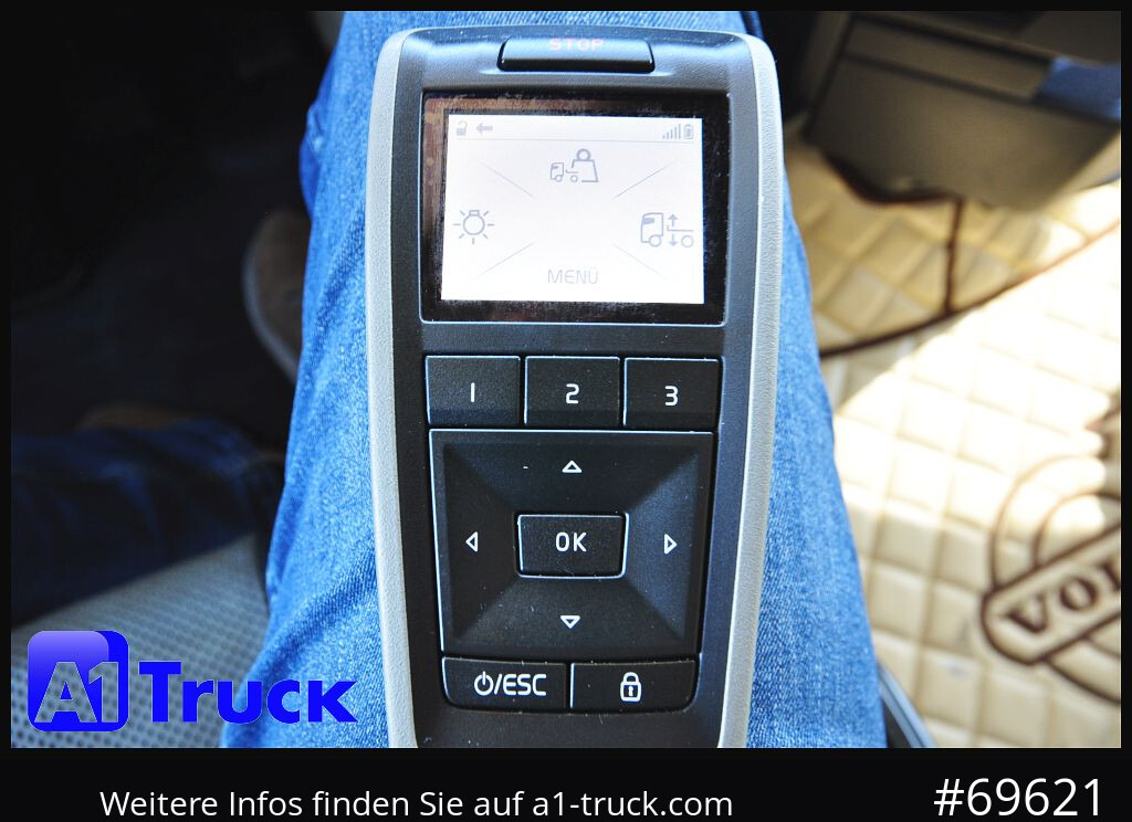 VOLVO FH 500 XL, 2 K-Hydraulik, VOLL Exclusive - Trekkvogn: bilde 4 VOLVO FH 500 XL, 2 K-Hydraulik, VOLL Exclusive - Trekkvogn: bilde 4