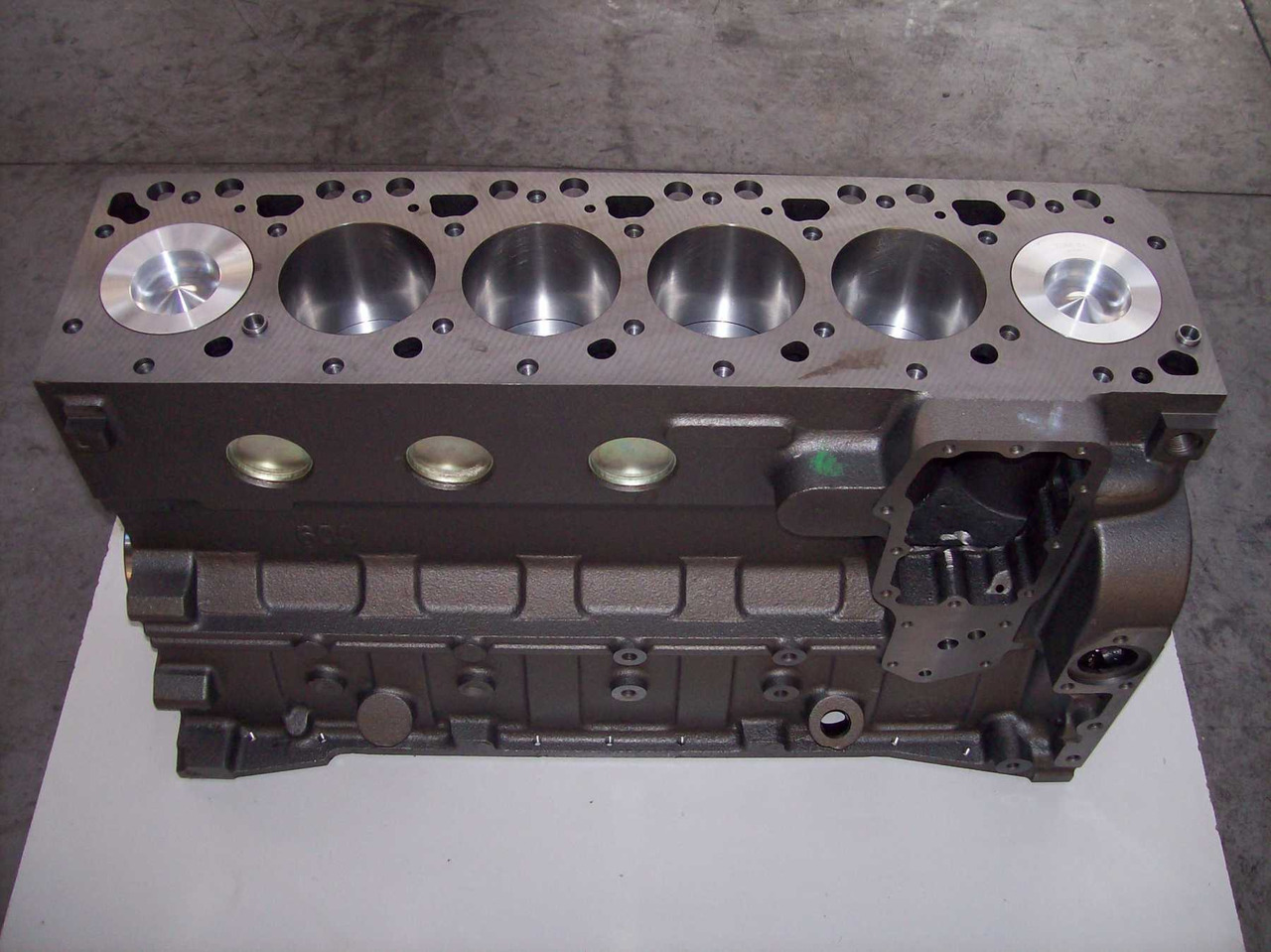 CUMMINS SHORT BLOCK 6BT5.9 - Sylinderblokk for Bygg og anlegg: bilde 1 CUMMINS SHORT BLOCK 6BT5.9 - Sylinderblokk for Bygg og anlegg: bilde 1